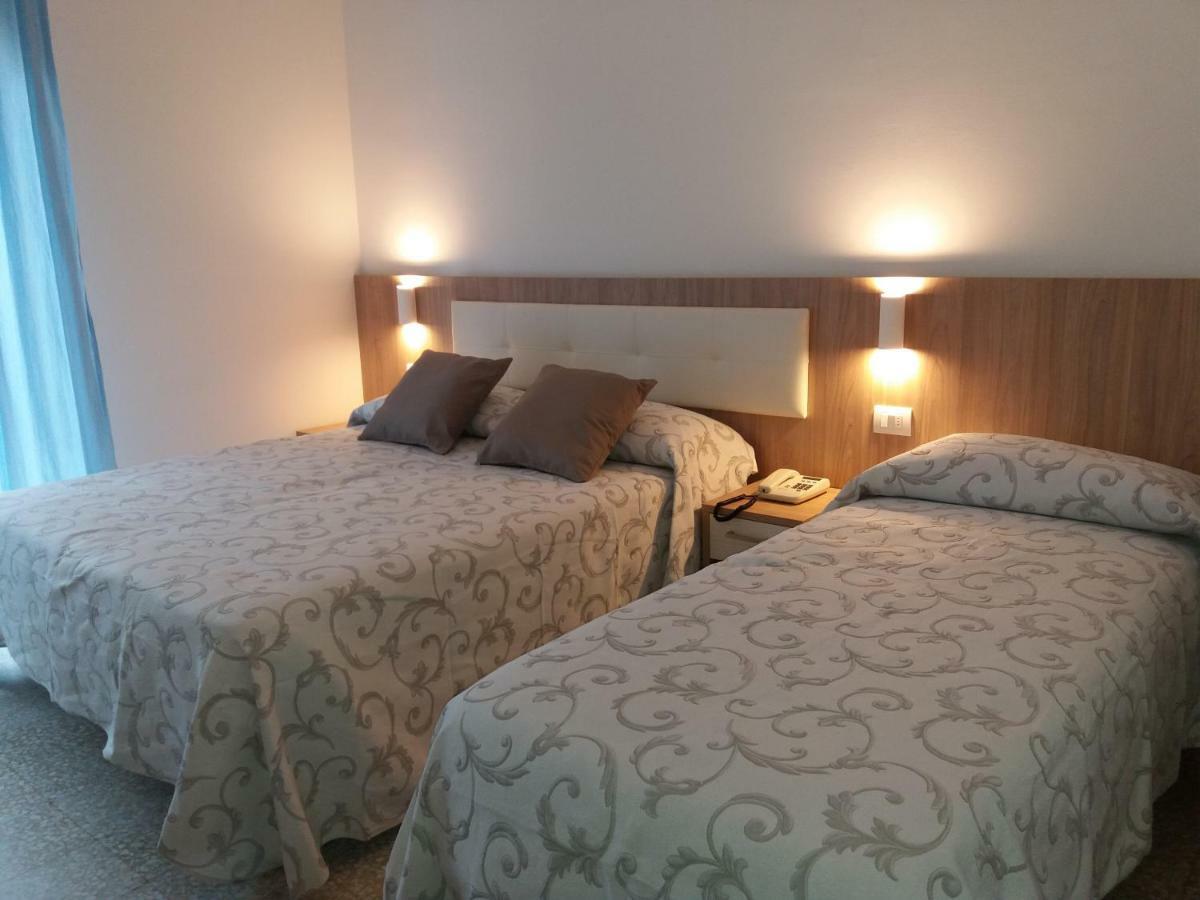 Hotel Niagara Маротта Екстер'єр фото