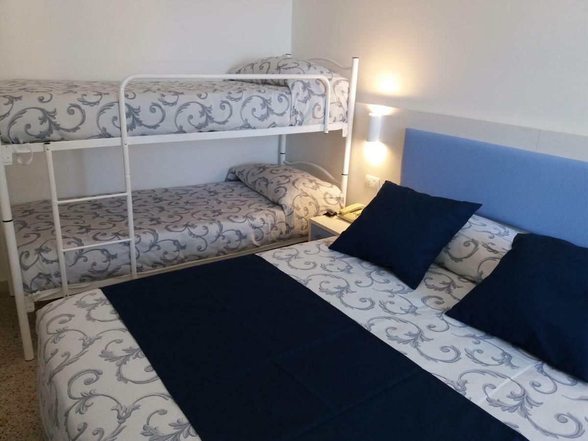 Hotel Niagara Маротта Екстер'єр фото